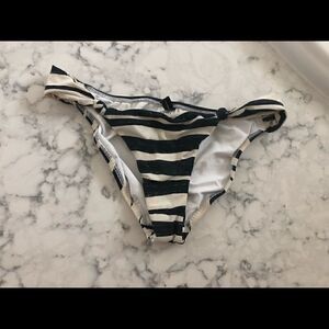 Vix black and cream striped bikini bottom EUC sz S